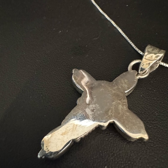 Elegant sterling ‎ Silver Opal Cross Pendant - Picture 5 of 6